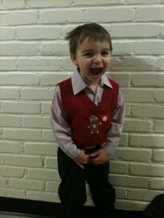 DSC_9357 Oliver @ Christmas 12.25.10.jpg