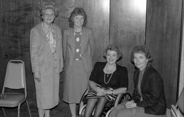 4d HKW19860320I_33.jpg