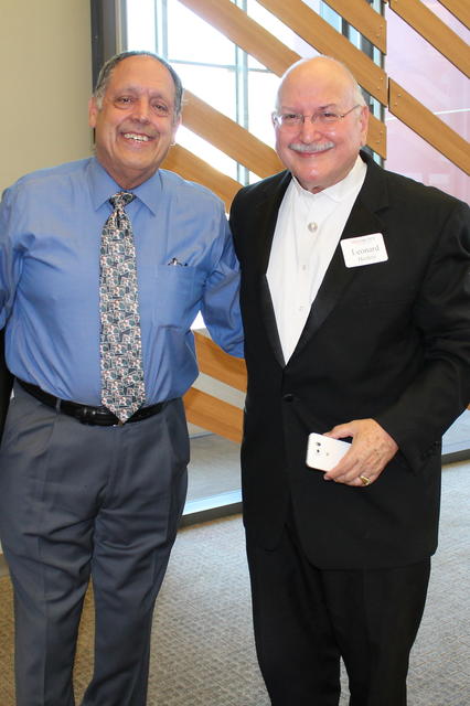 IMG_8754Howard&Leonard V