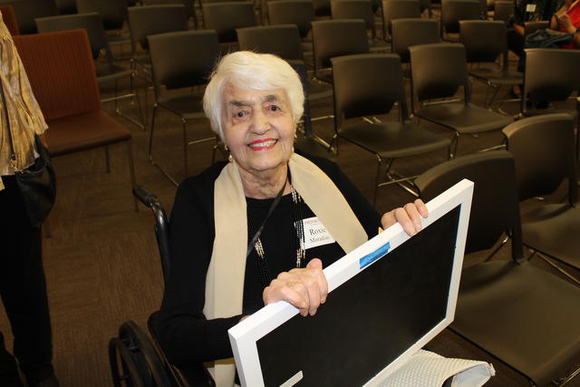 IMG_8790RoxieMoradian