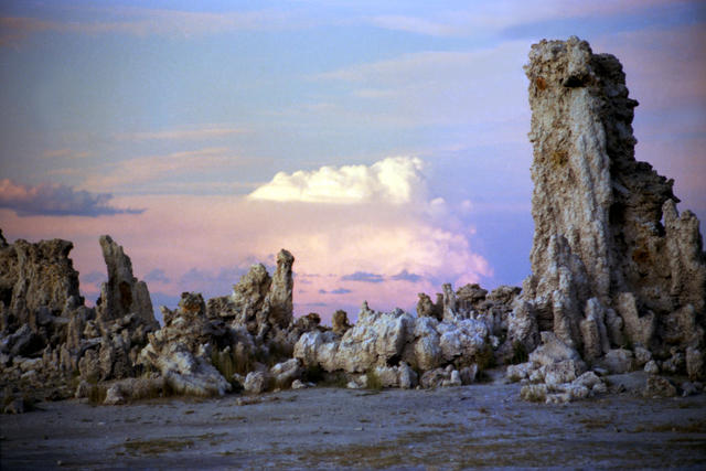 S&S3 19820829F_13 Mono Lake Tufas
