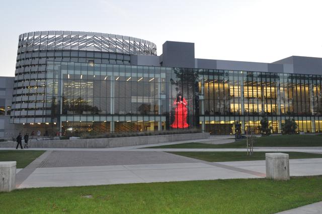 Madden Library-Woman in Window_0242