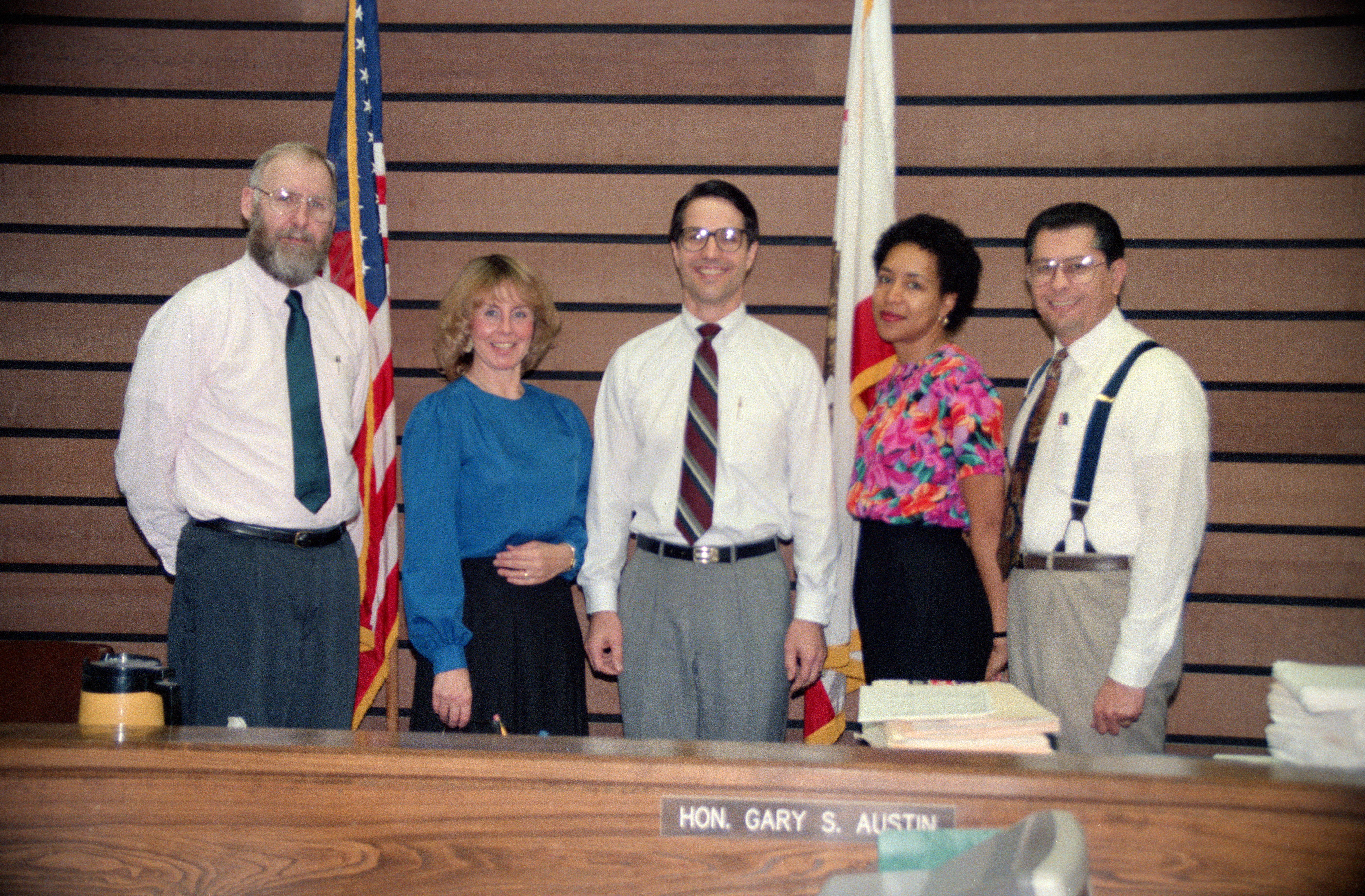 HKW #12 19920402Z_07