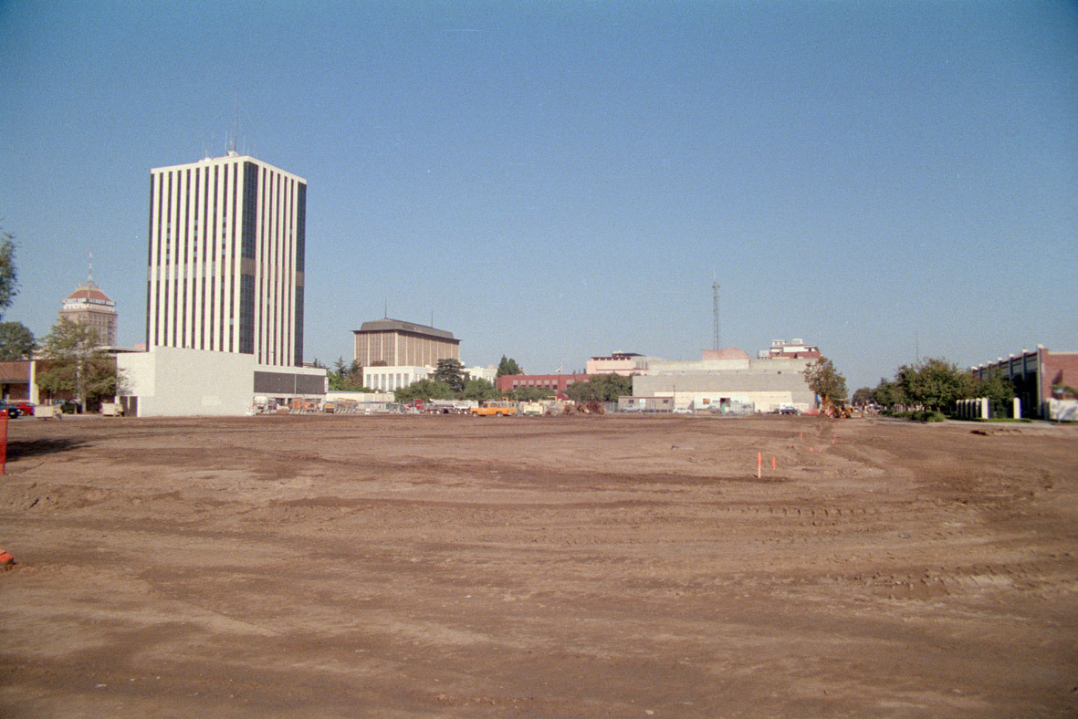 HKW #12 19920901I_04