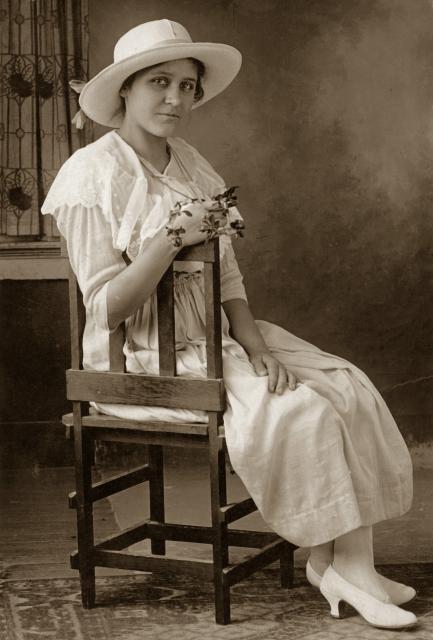 DSC_3833 8X10 11.11.jpg