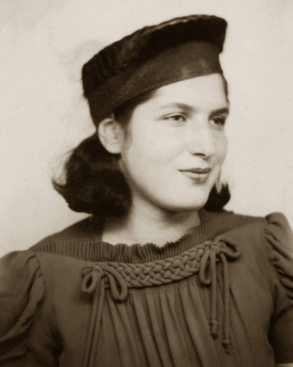 DSC_3860 8X10 1939.jpg